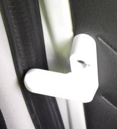 Passenger door closed, frame guard set