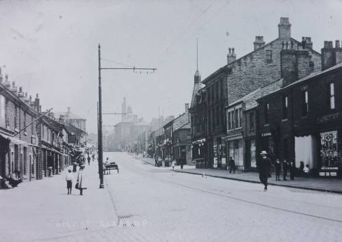 Looking eastward up High Street West ca 1904