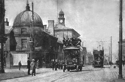 The Corner Shop when Waterhouse was its last chemist