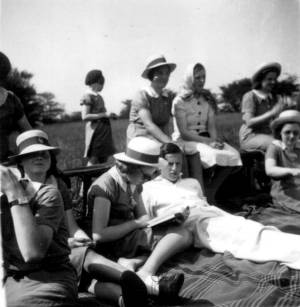 Nancy reading, Neil to the right